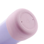 Detailaufnahme des rosa Schutz-Boots der AquaFlask Colorwave Chill Bottle Edelstahl Trinkflasche 650 ml (22 oz)