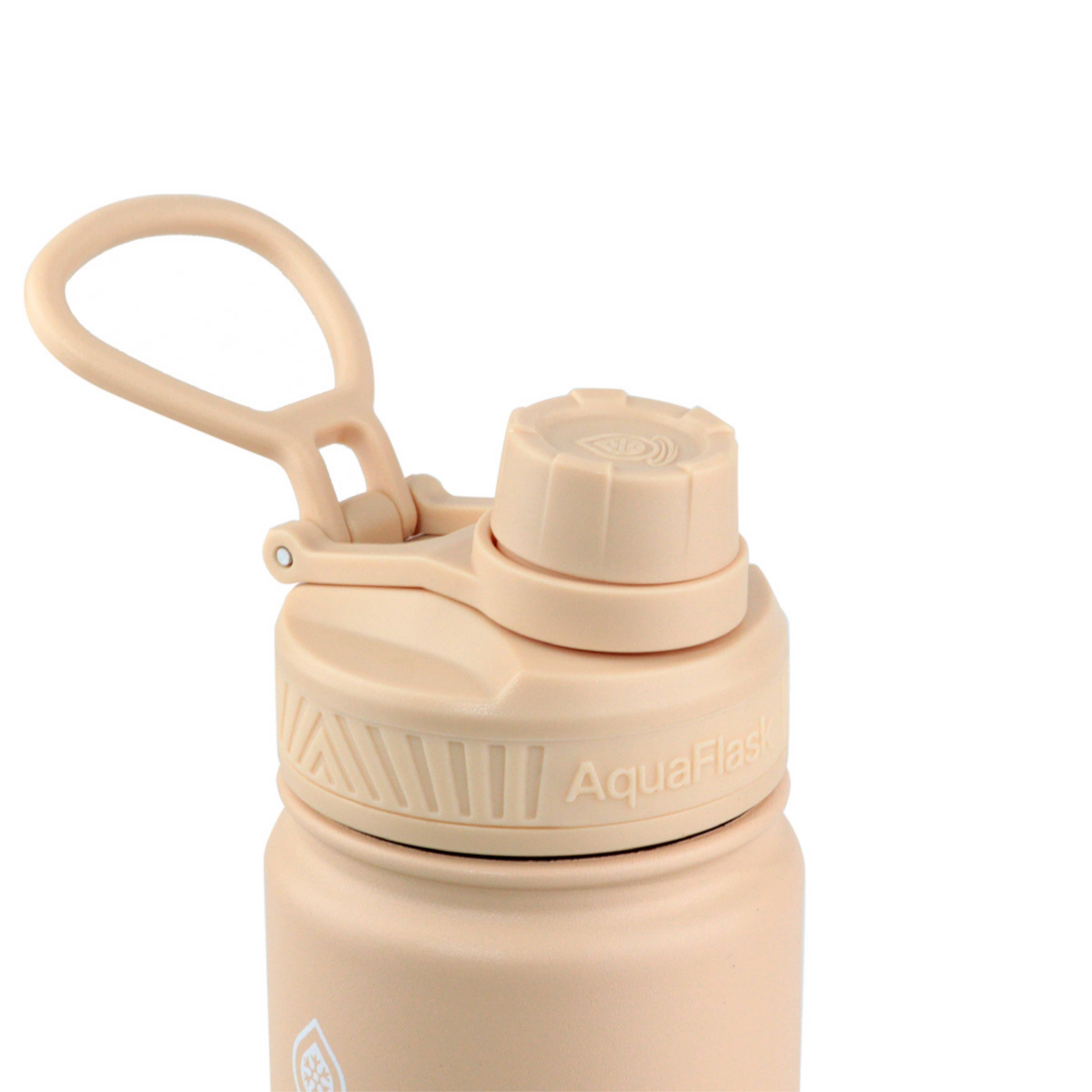 Detailaufnahme des beigen Schraubdeckels mit Haltegriff der AquaFlask Earth Collection Edelstahl Trinkflasche 650 ml (22 oz)