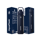 Blaue AquaFlask Sports Lid Bottle Edelstahl Trinkflasche 650 ml (22 oz) mit Sports Lid und Haltegriff neben Originalverpackung in Cobalt Blue