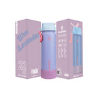 Lila AquaFlask Colorwave Flip Sip Lid Collection Edelstahl Trinkflasche 650 ml (22 oz) mit Flip-Sip-Deckel neben Originalverpackung in Blue Lavender
